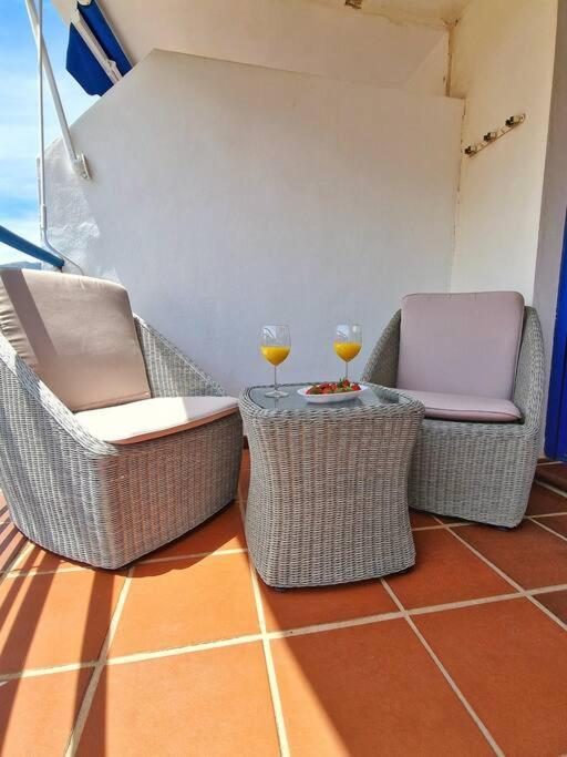 Acogedor Piso Con Terraza Y Parking! Apartment Benalmadena Bagian luar foto